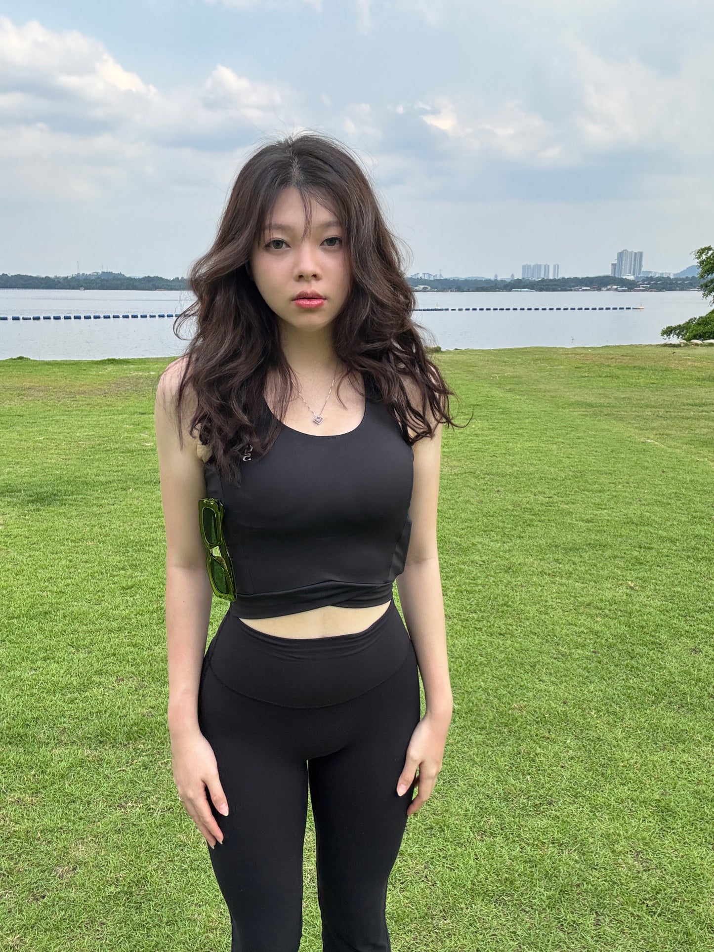 Veiled Sculpt® Tank with Hidden Pockets – Black Forest