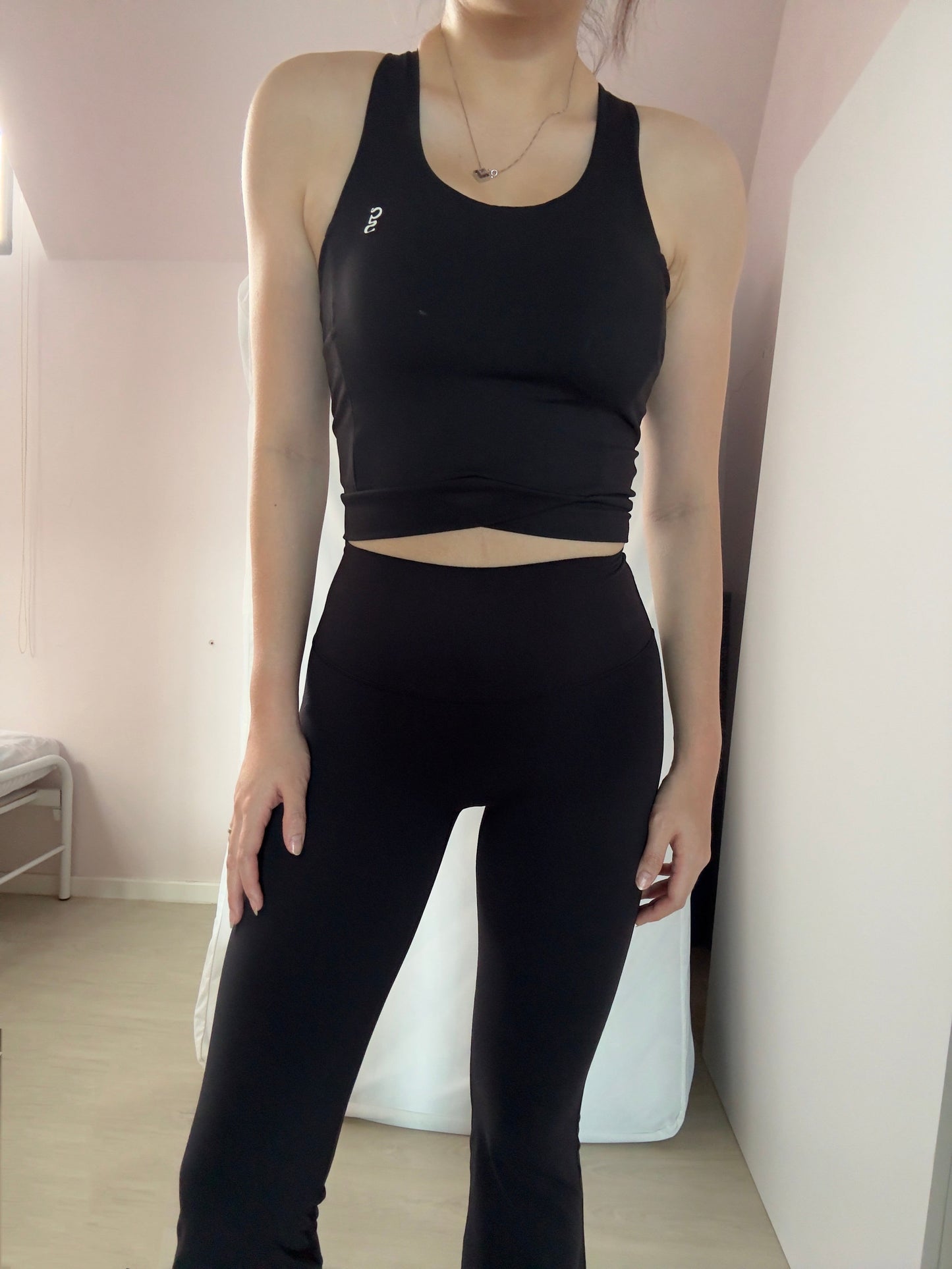 Veiled Sculpt® Tank with Hidden Pockets – Black Forest